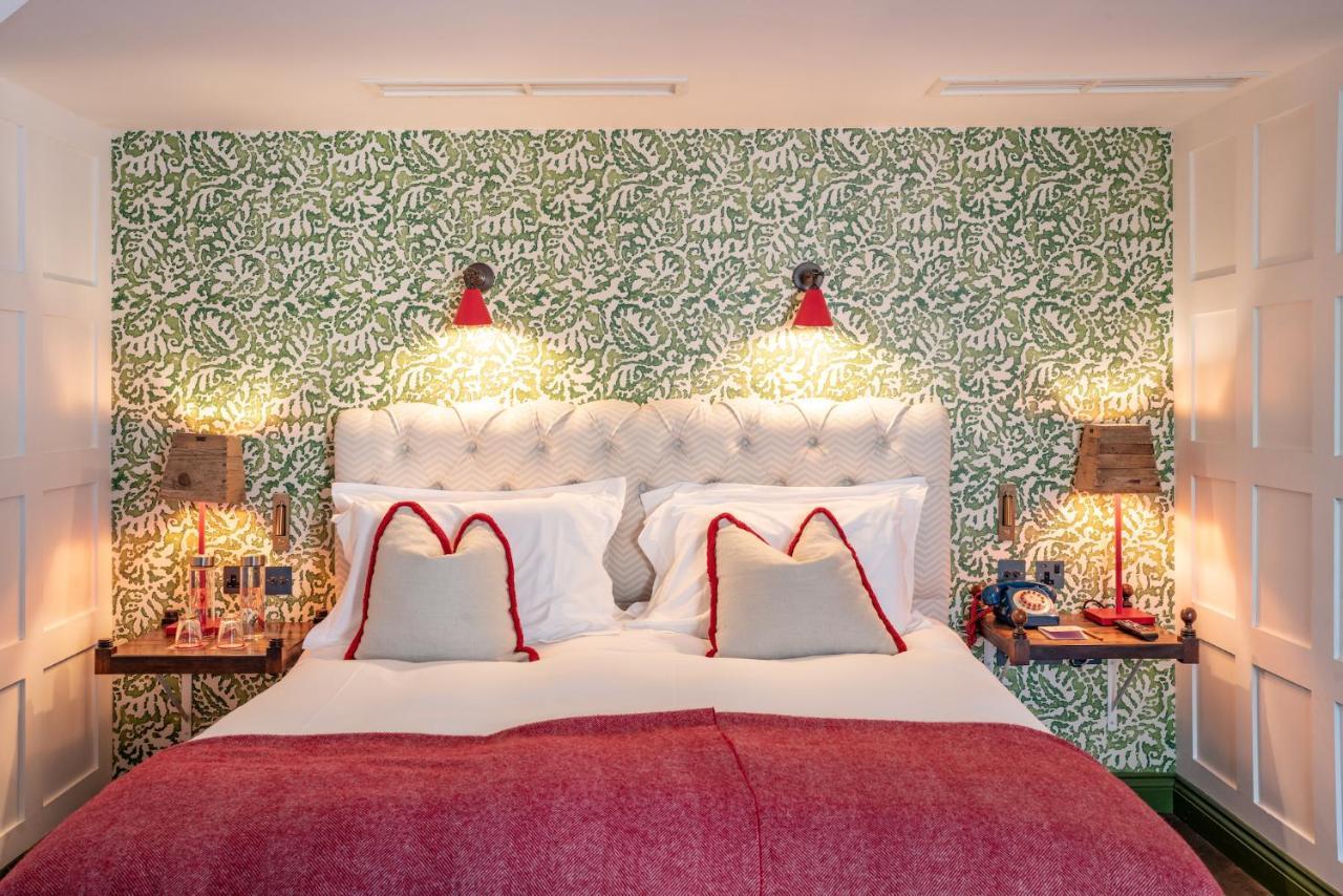 Hotel The Double Red Duke, Cotswolds Witney Exterior foto
