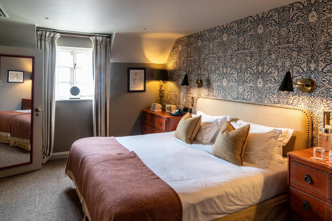Hotel The Double Red Duke, Cotswolds Witney Exterior foto