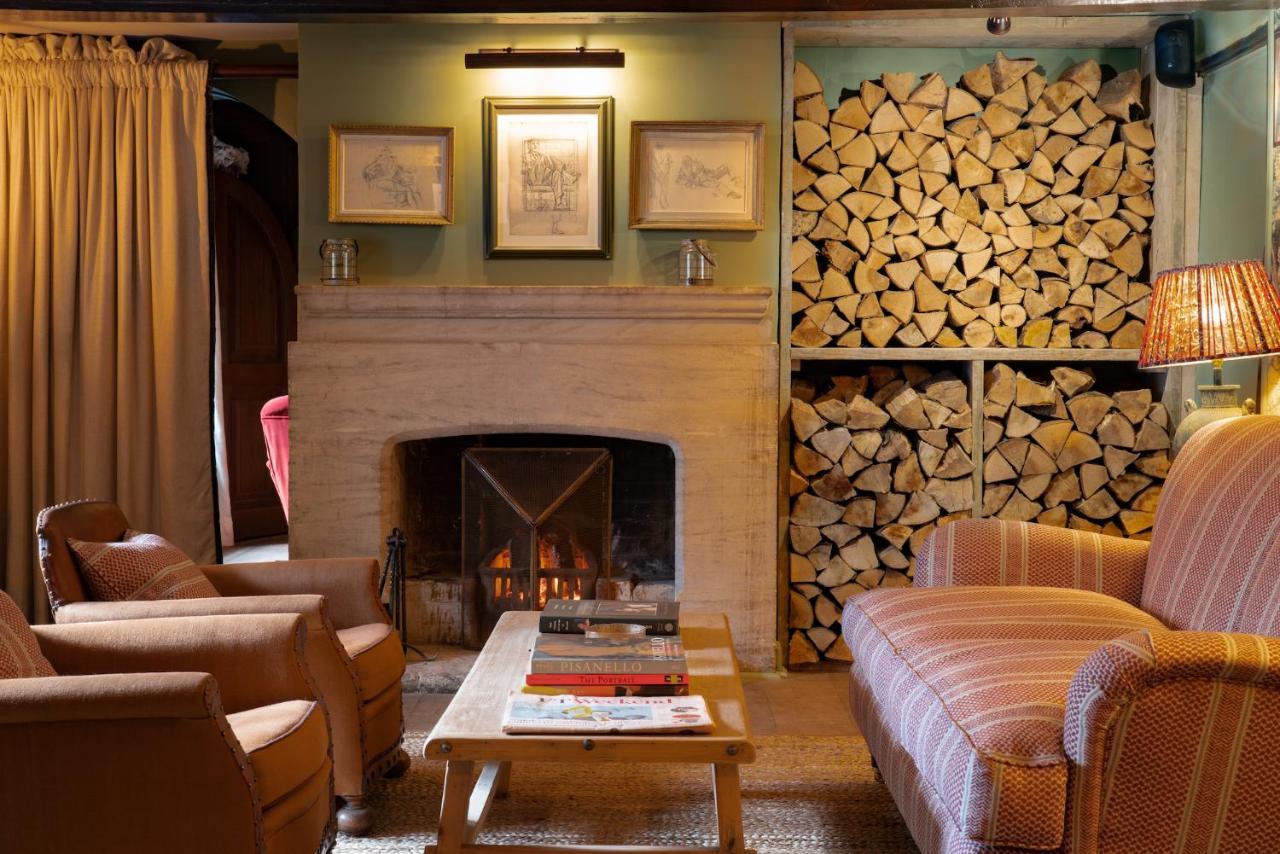 Hotel The Double Red Duke, Cotswolds Witney Exterior foto