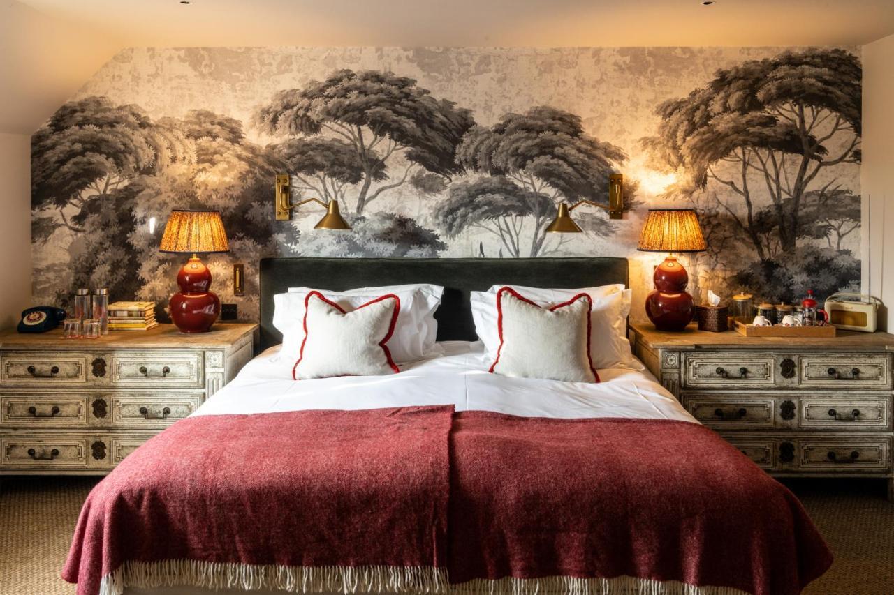 Hotel The Double Red Duke, Cotswolds Witney Exterior foto