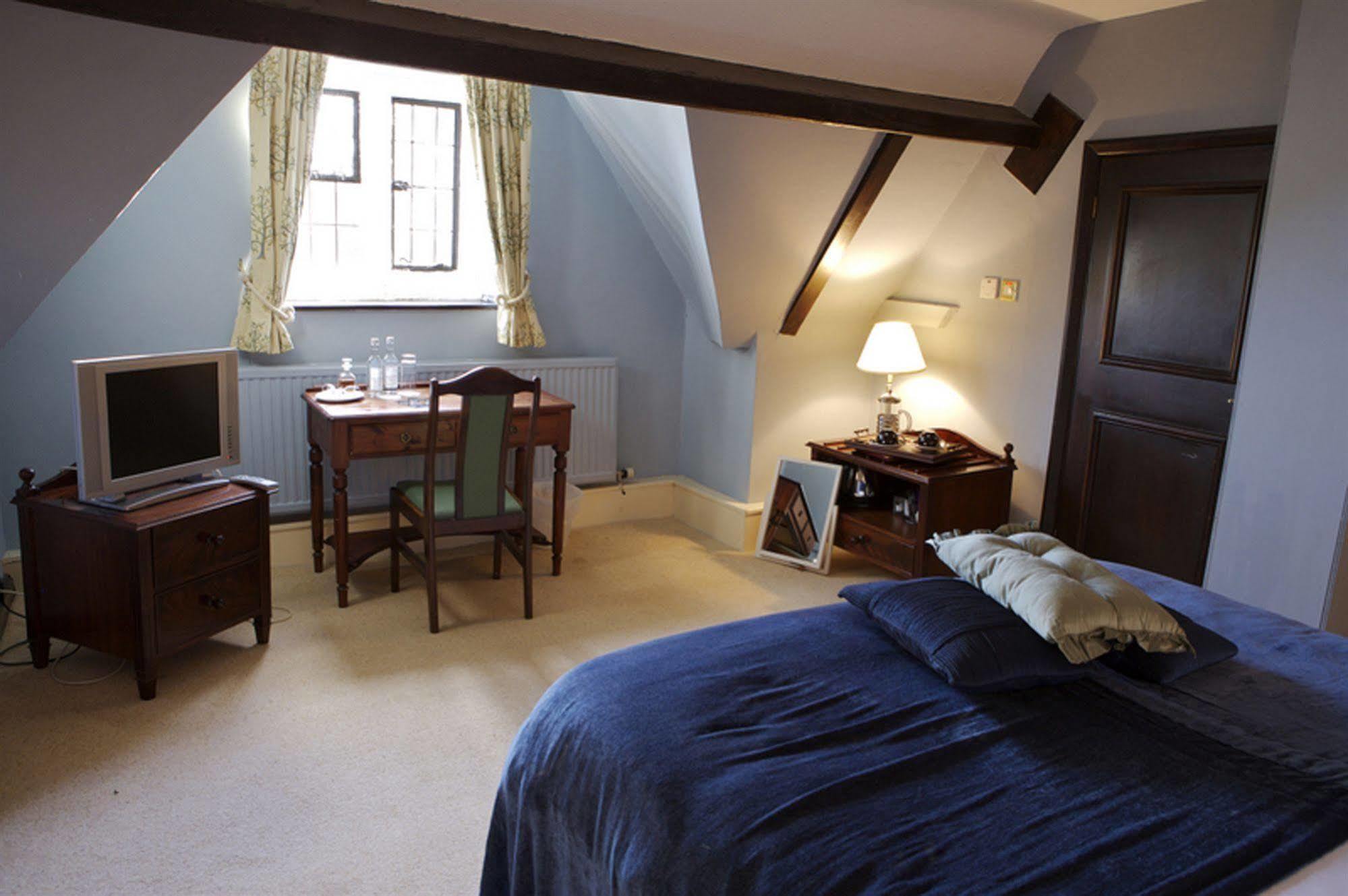 Hotel The Double Red Duke, Cotswolds Witney Exterior foto